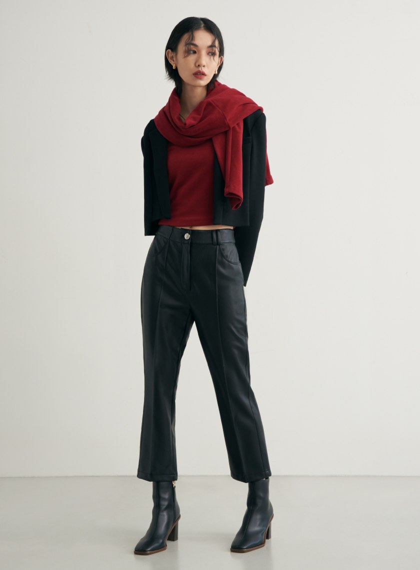 不對稱剪裁短版西裝外套